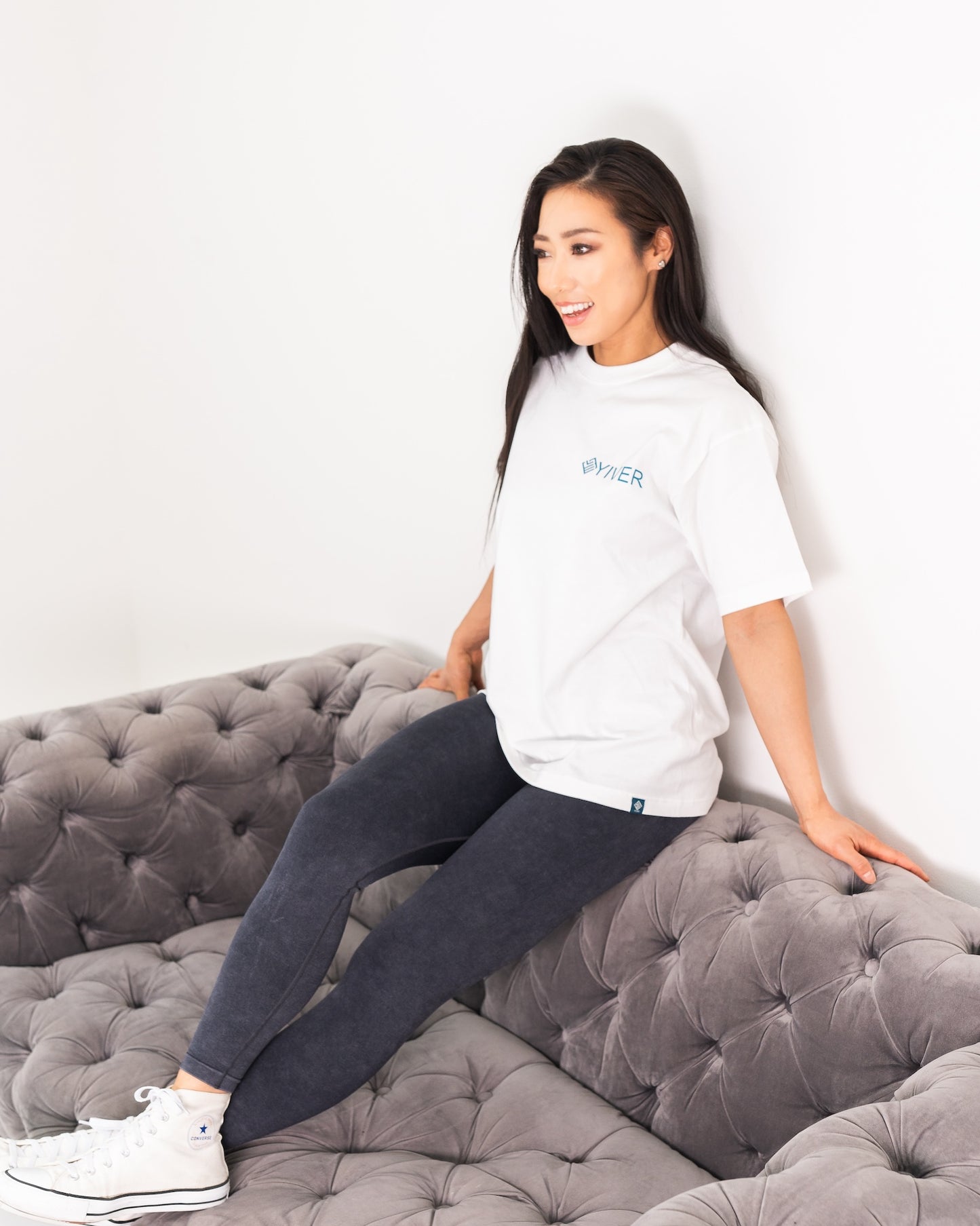 ”YUME SIGNATURE TEE”