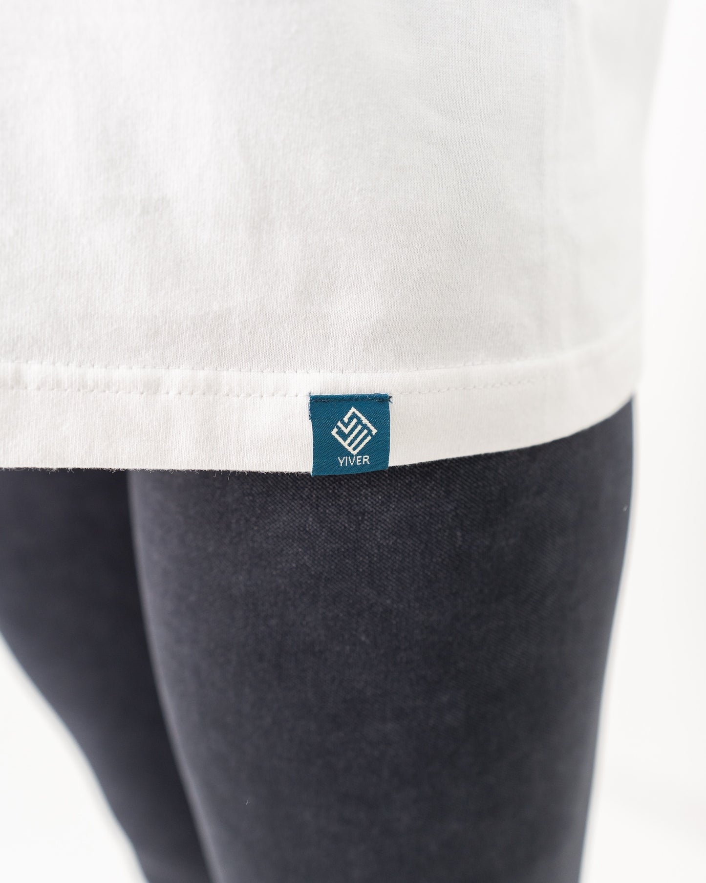”YUME SIGNATURE TEE”