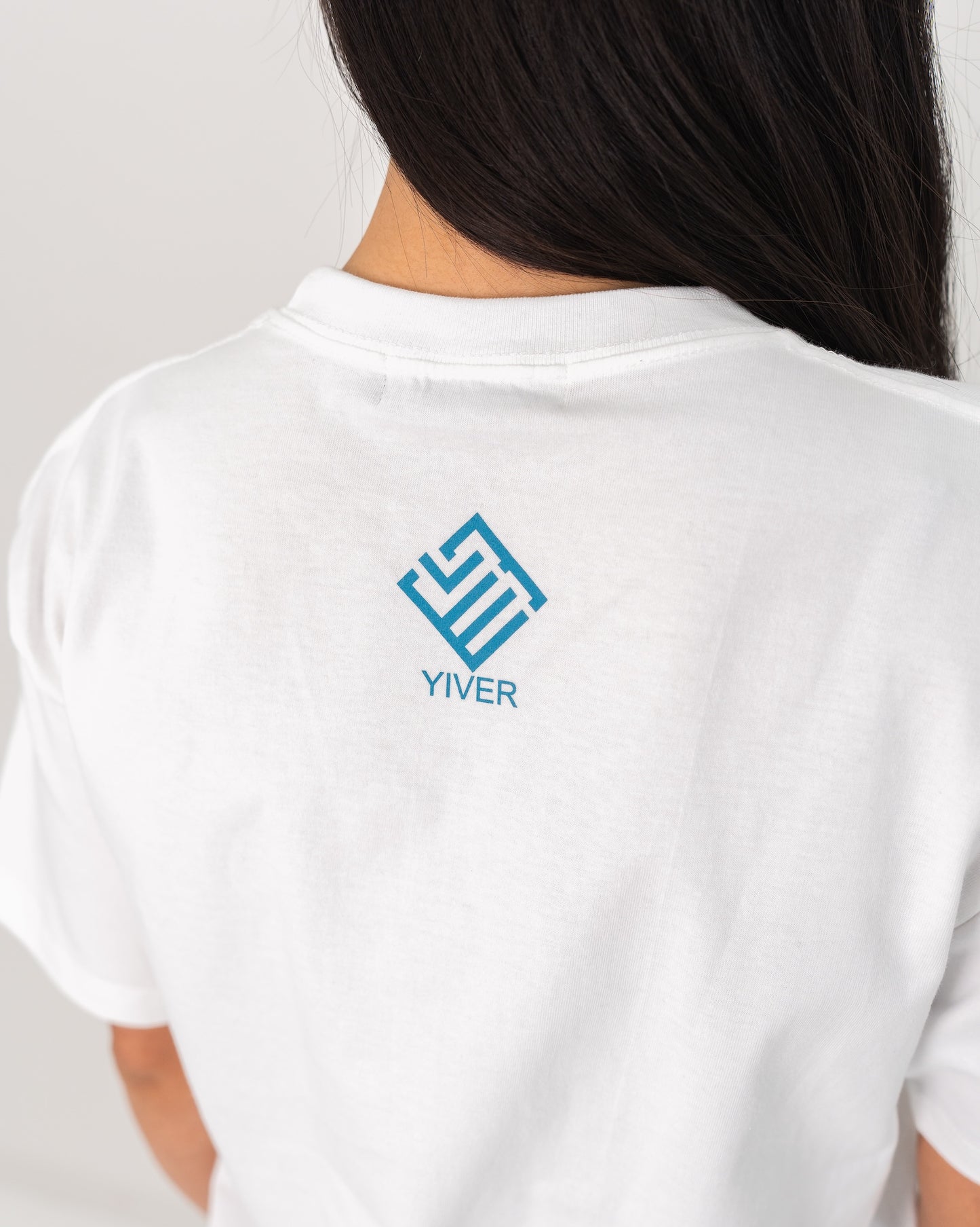 ”YUME SIGNATURE TEE”