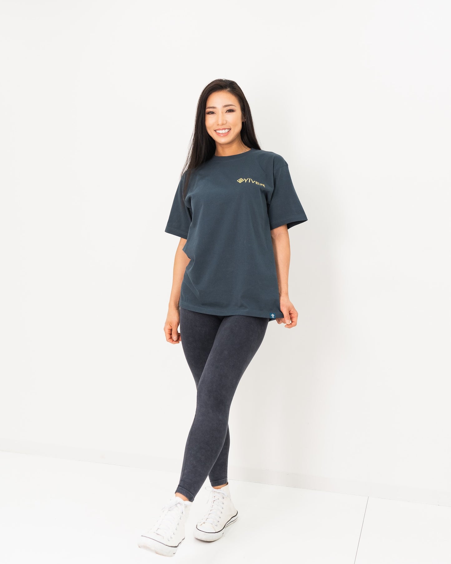 ”YUME SIGNATURE TEE”